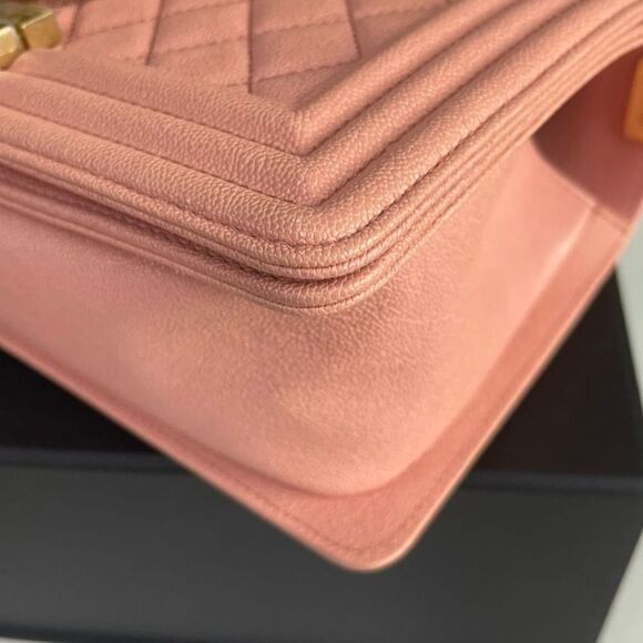 NIB 100% authentic chanel Le boy old medium in pink peach caviar - Picture 6 of 8